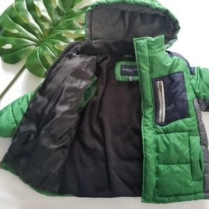London Fog Jackets & Coats - 💙 HP 💙• London Fog Puffy Jacket • sz M(kids 5/6) London Fog Jackets & Coats - 💙 HP 💙• London Fog Puffy Jacket • sz M(kids 5/6)